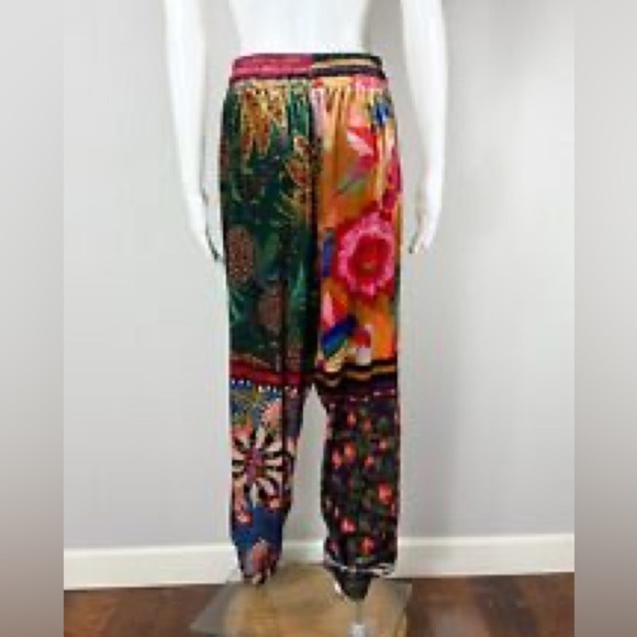 FARM Rio Multicolor Patterned Pants - Picture 3 of 7